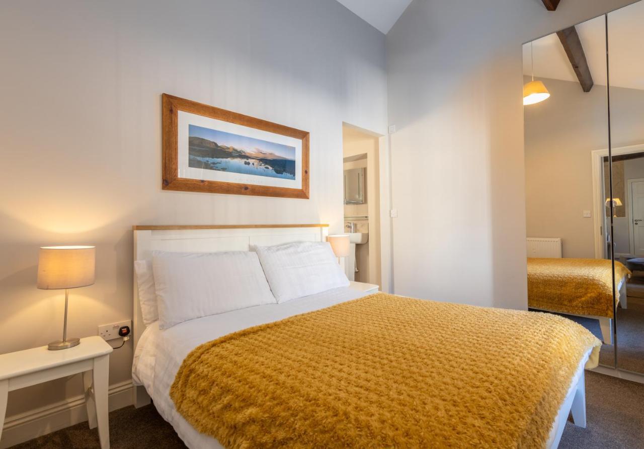 Brampton Holiday Homes - The Mews Apartment Bagian luar foto